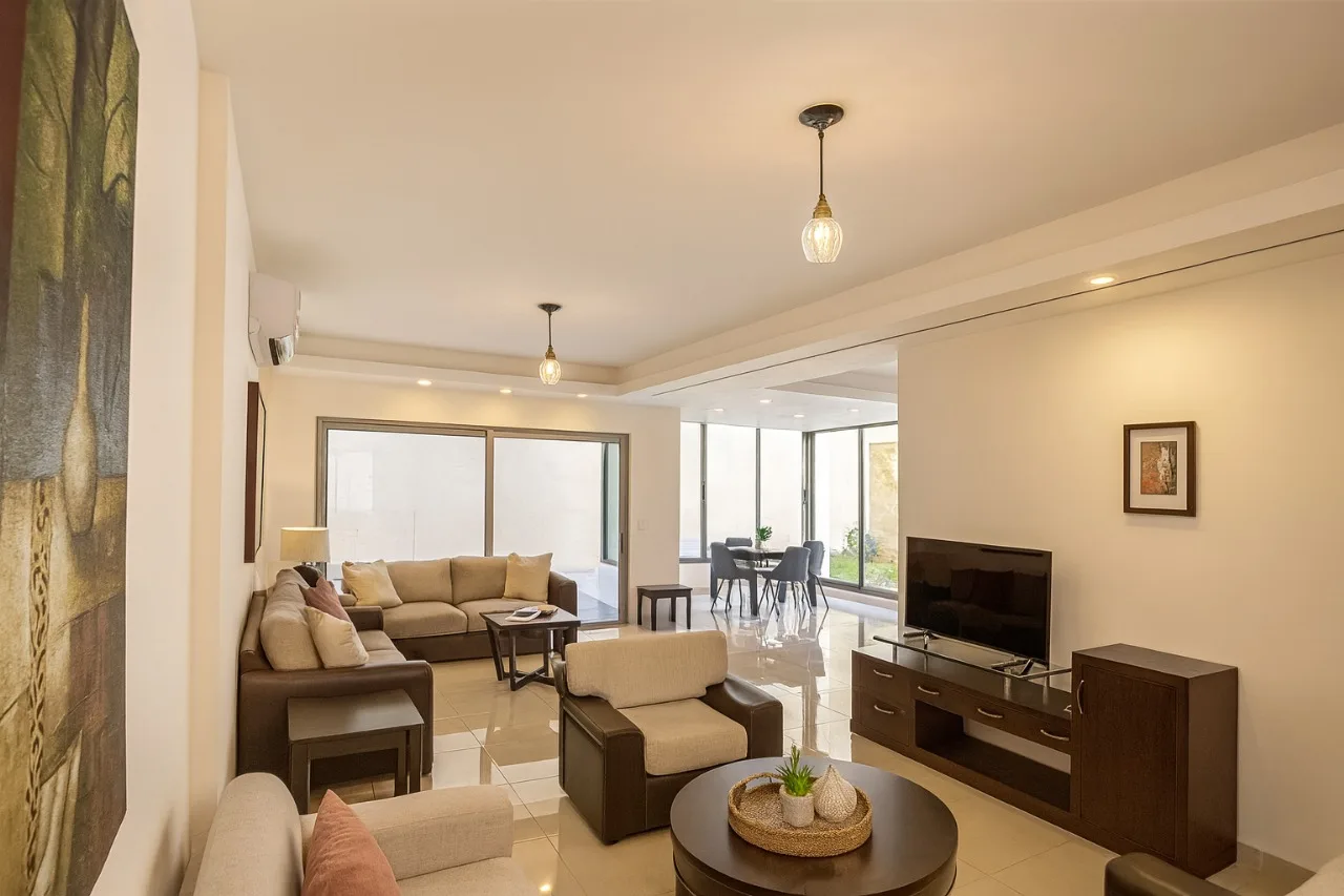 Apartment for Rent in Tabarja, Lebanon — الصورة 2