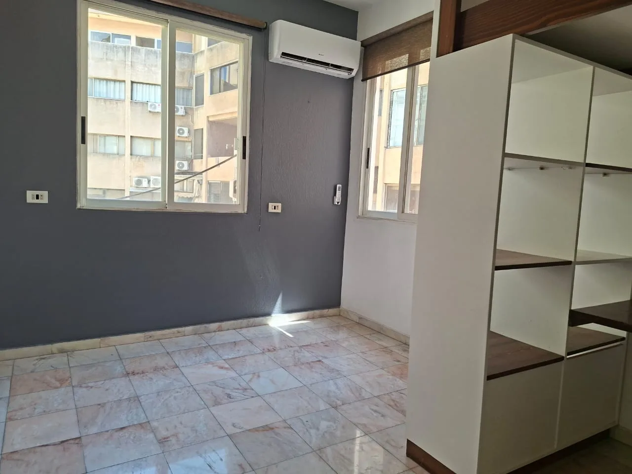 Penthouse for rent in Manara — الصورة 10