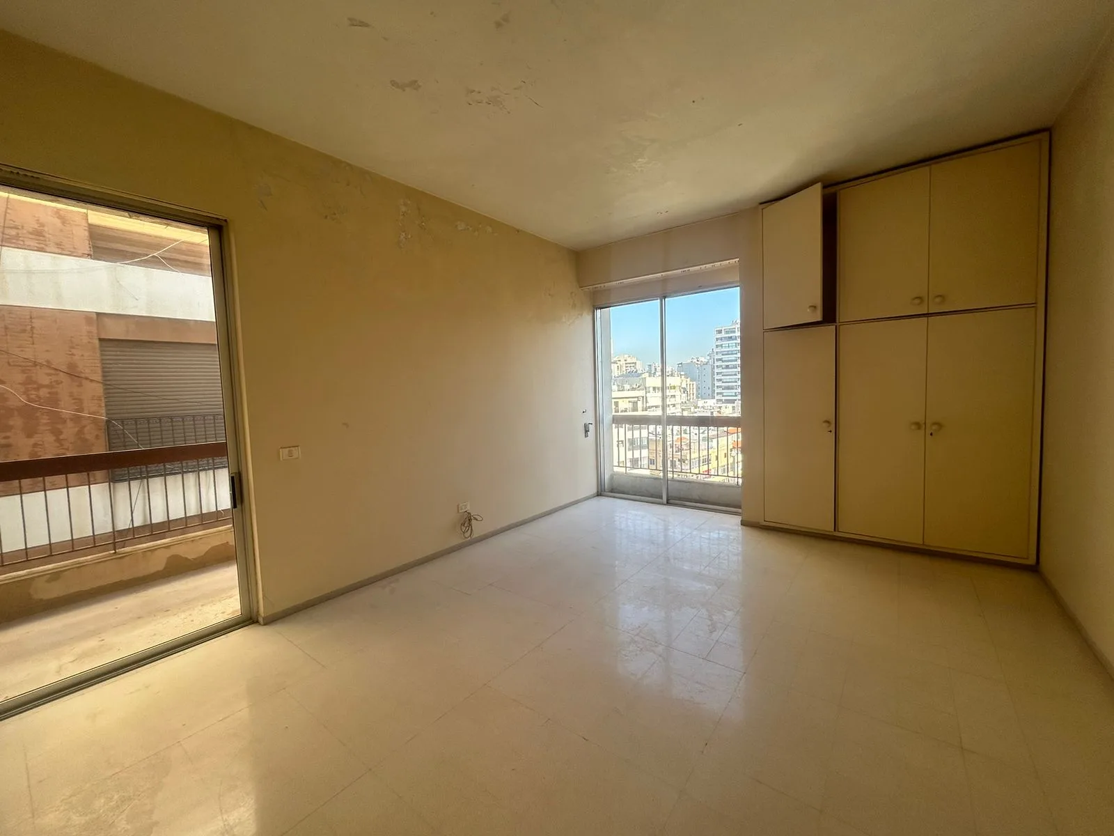 Apartment for Sale in Tallet Khayat, Beirut, Lebanon — الصورة 7