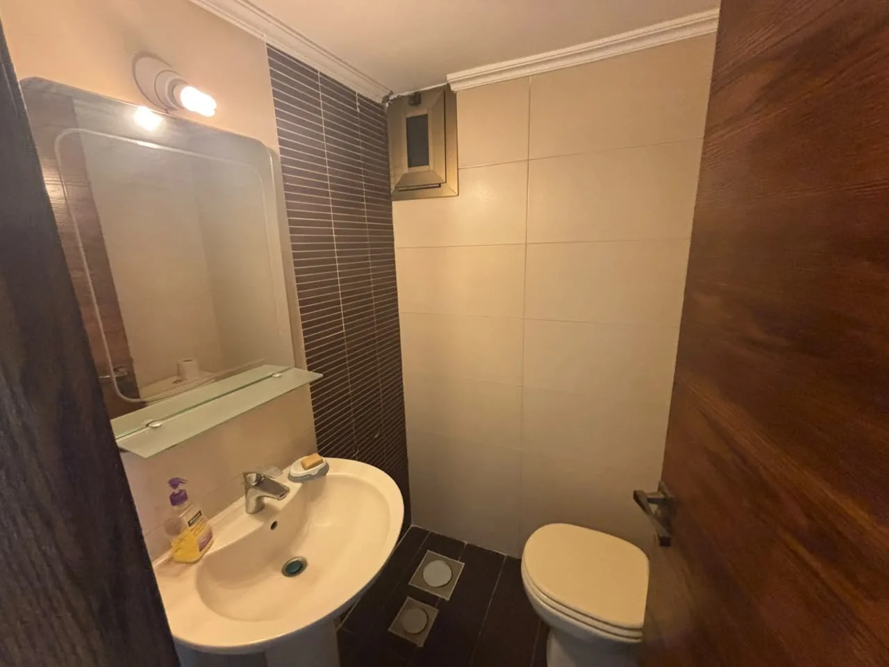 Apartment for Rent in Mazraat Yachoua — الصورة 10