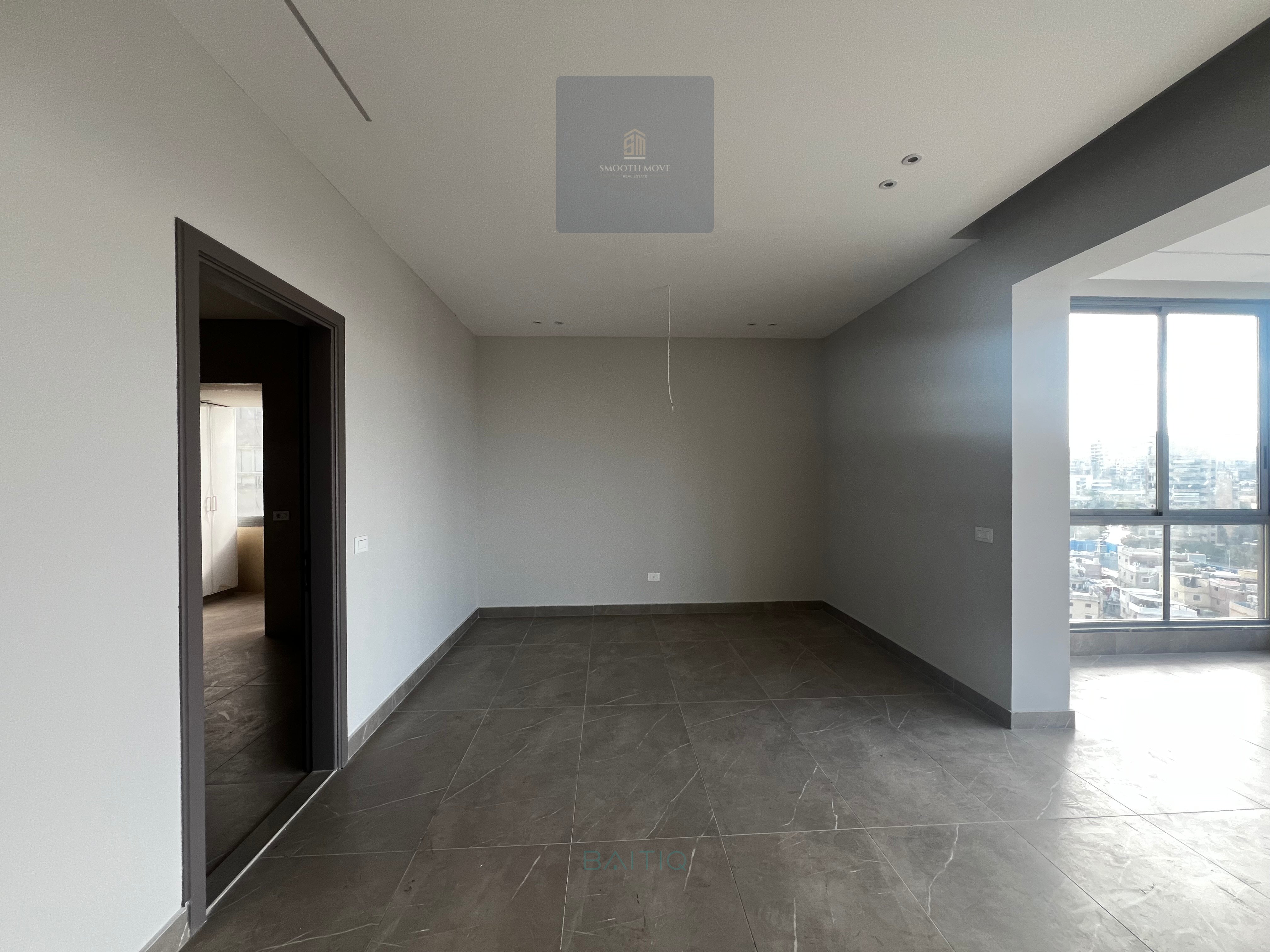 Spacious Apartment for Sale in Jnah — الصورة 9