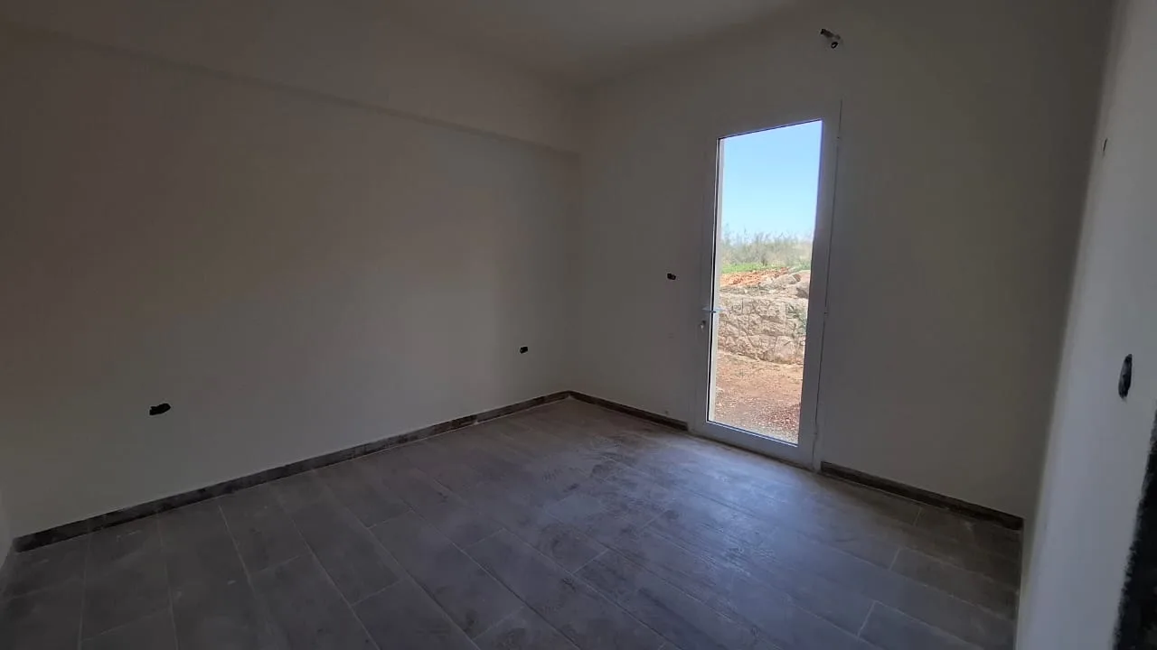 Apartment for Sale in Gharfine — الصورة 5