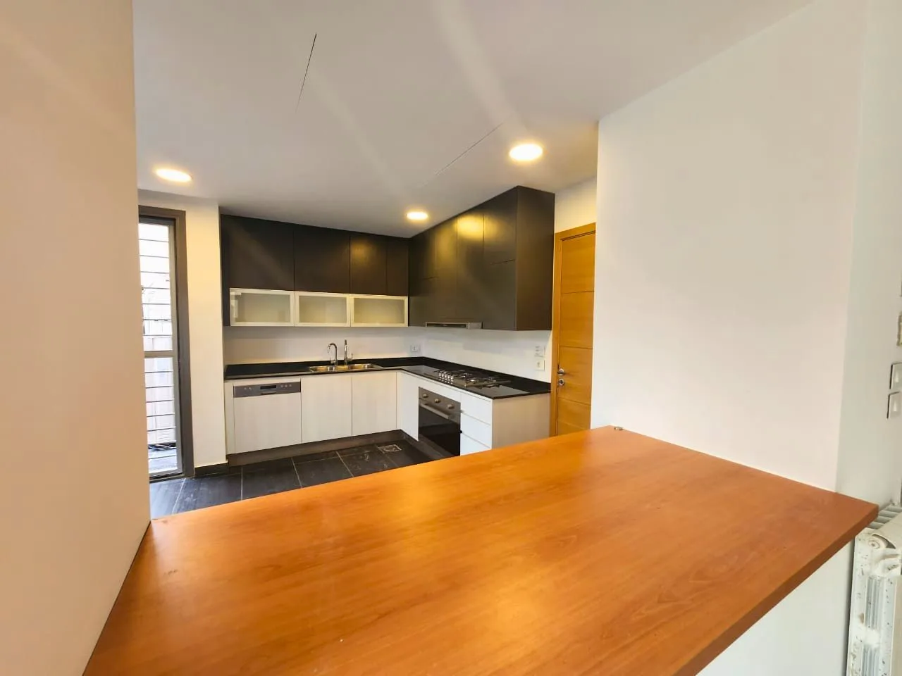 Triplex for Sale in Yarzeh, Lebanon — الصورة 5