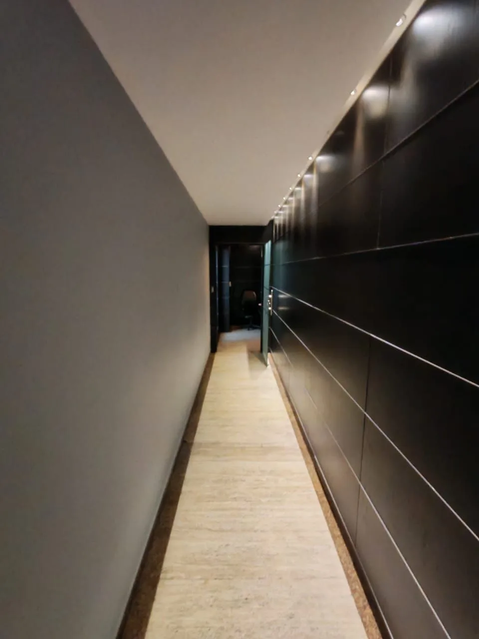 Office for Sale in Sassine, Achrafieh, Beirut, Lebanon — الصورة 5