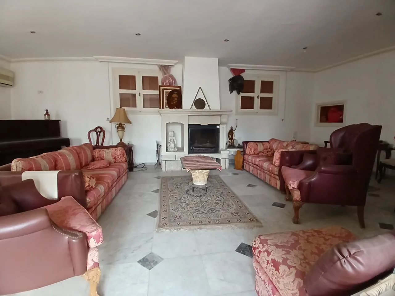 Villa for Sale in Rabweh, Metn — الصورة 10