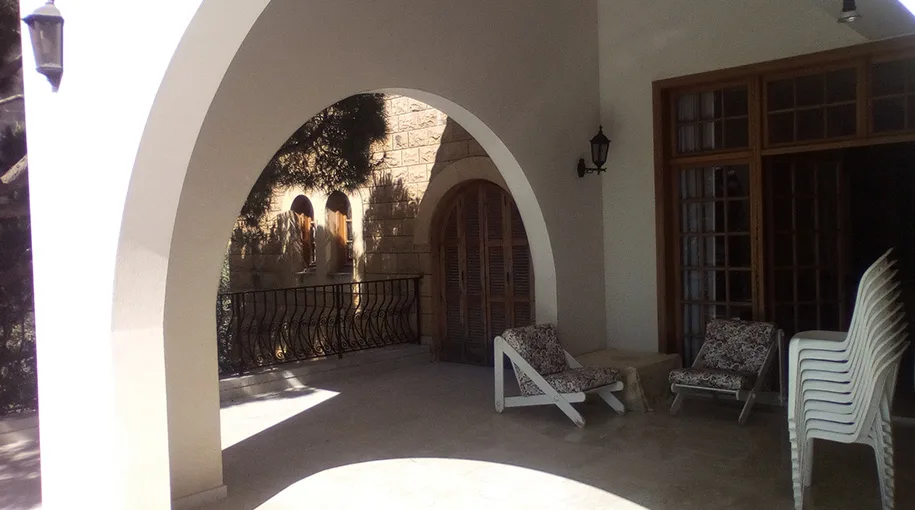 Villa for Sale in Baabdat, Lebanon — الصورة 4