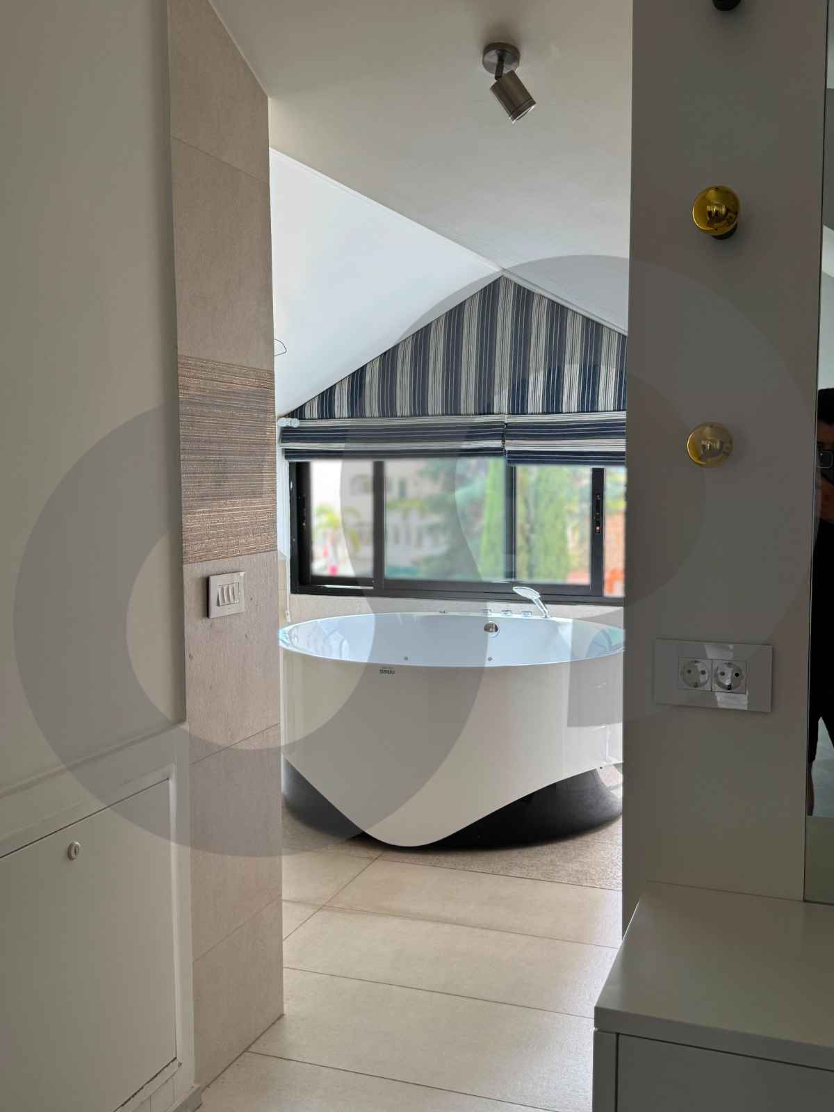 Penthouse/ultra-prime location/Adma,KESEROUAN /Brand-New building — photo 3