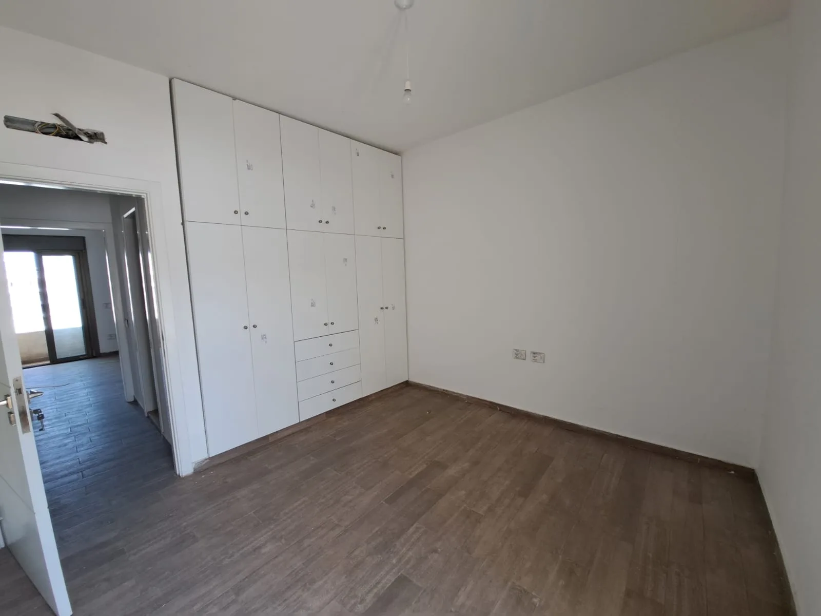 Apartment for Sale in Jdeideh, Lebanon — الصورة 3