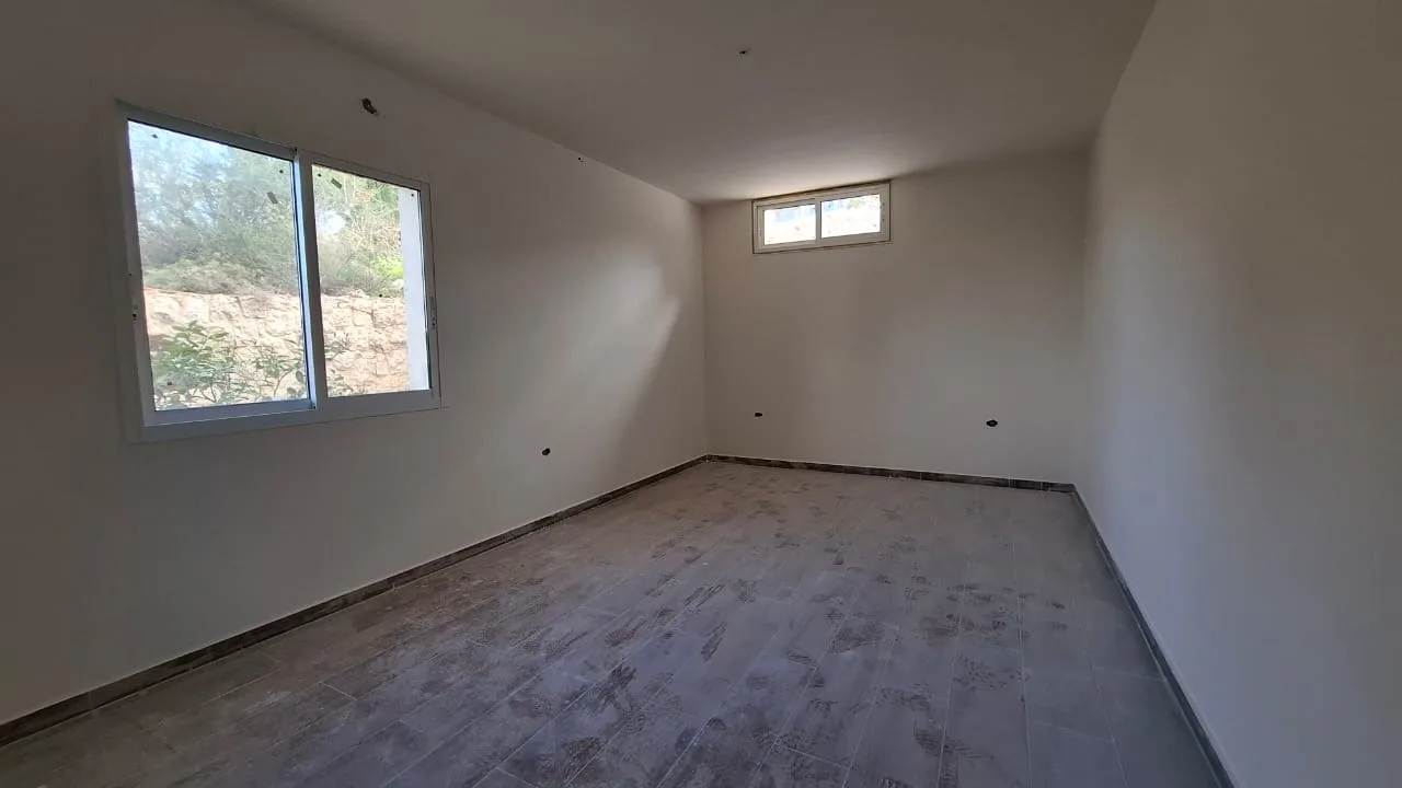 Apartment for Sale in Gharfine — الصورة 4