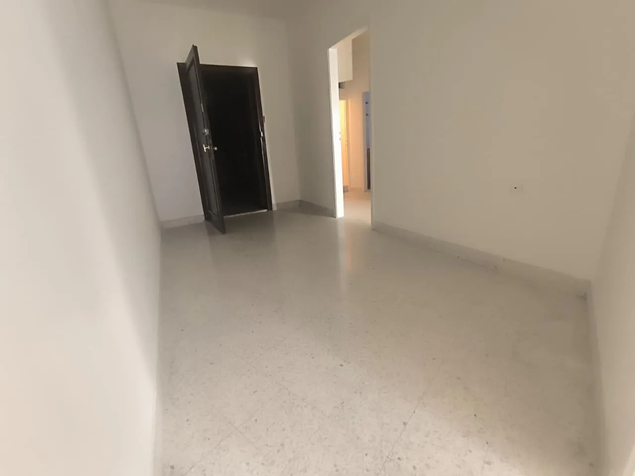 Apartment for Sale in Al Zarif, Beirut, Lebanon — الصورة 8