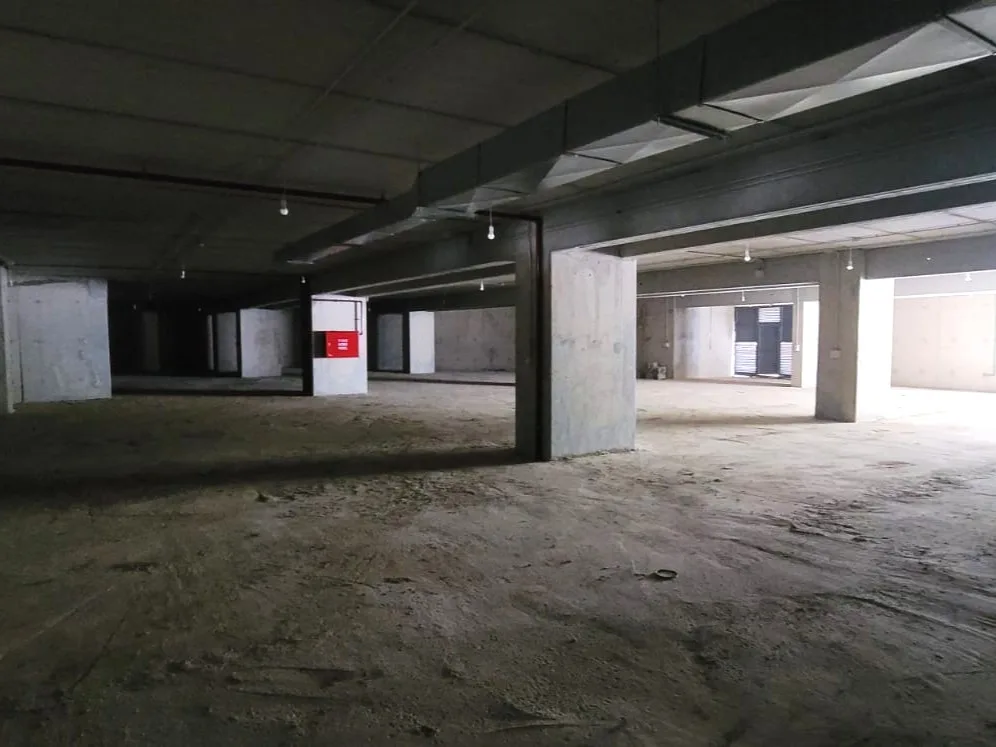 Warehouse for rent in Nahr Ibrahim — الصورة 4