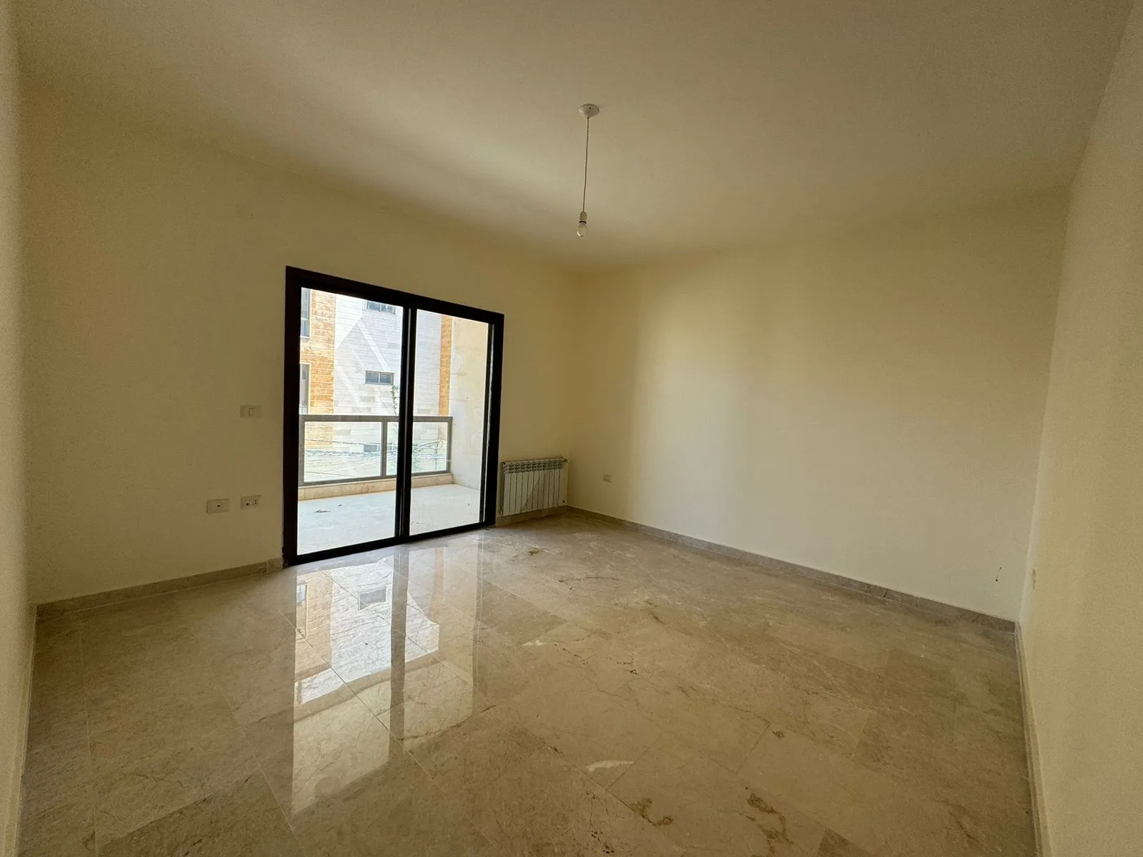 Apartment for Sale in Louaize, Lebanon — الصورة 6