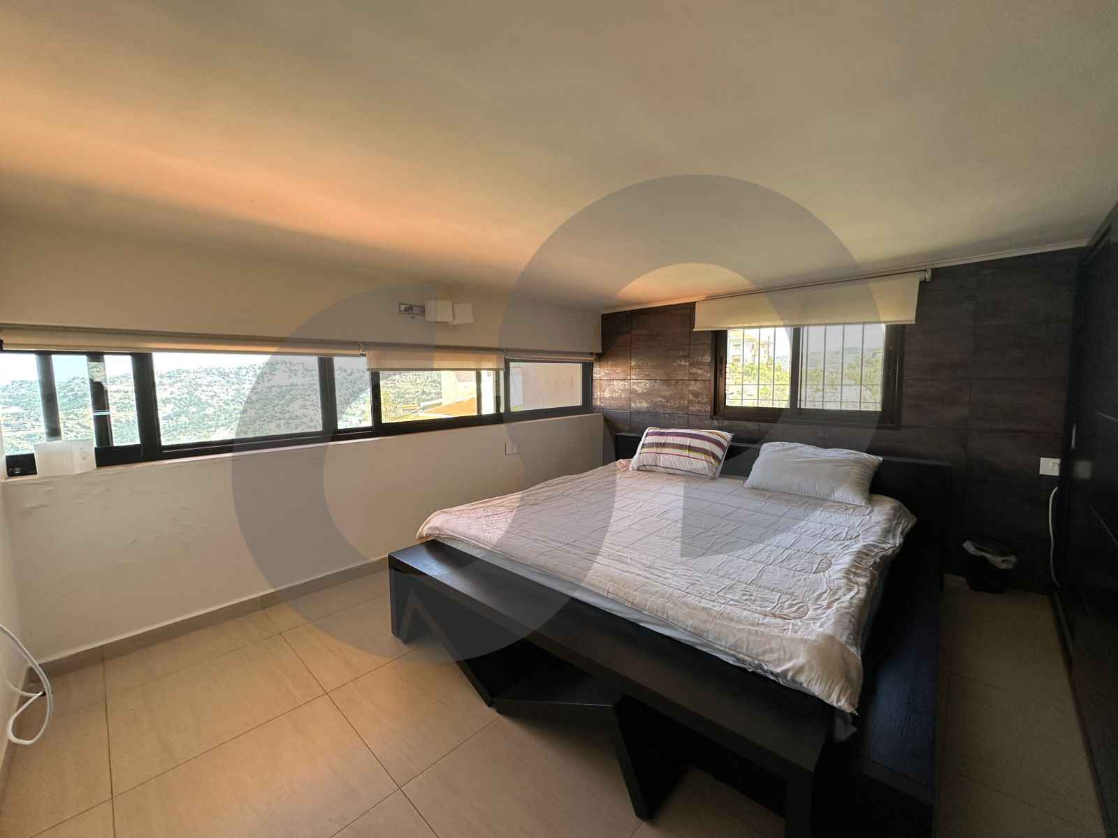 CHALET/Triplex/Faitroun /Panoramic view — الصورة 3