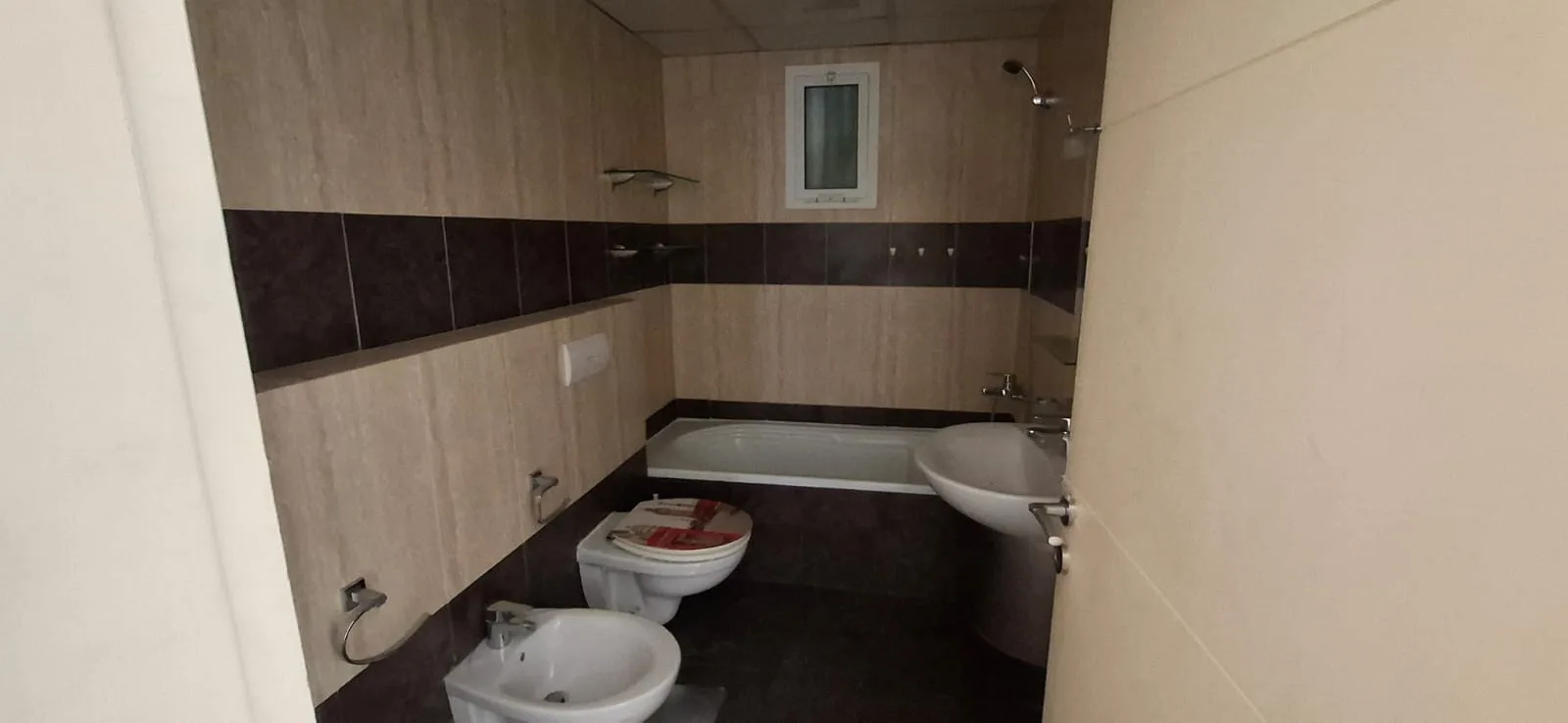 Apartment for Sale in Qornet El Hamra, Lebanon — الصورة 10