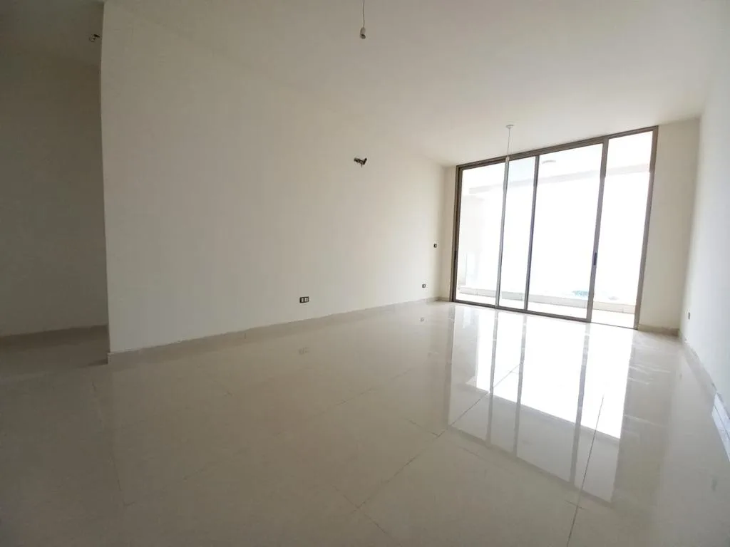 Apartment for Sale in Tabarja — الصورة 5