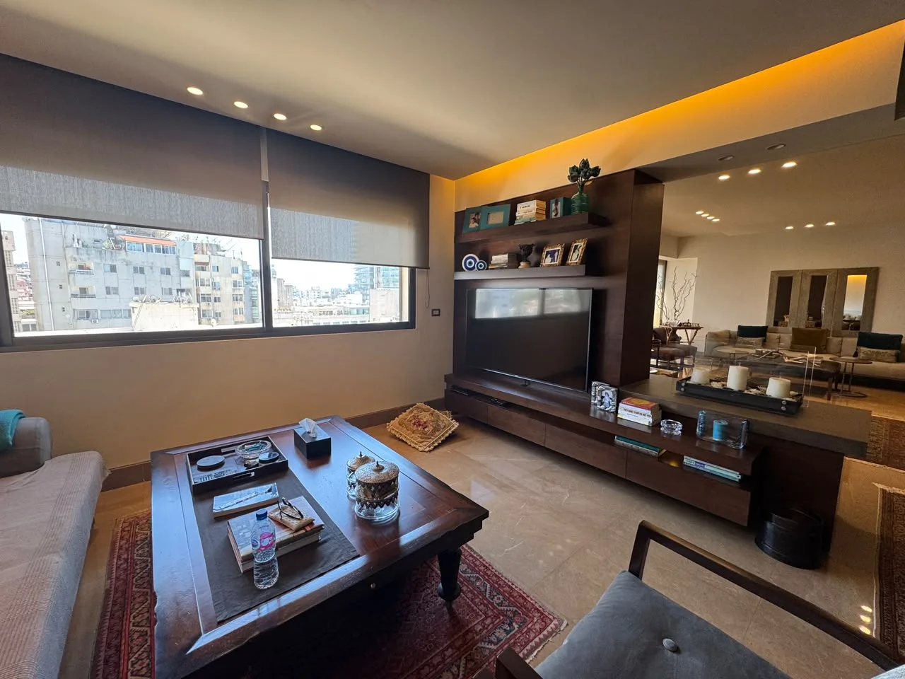 Apartment for Sale in Hamra, Ras Beirut — الصورة 4