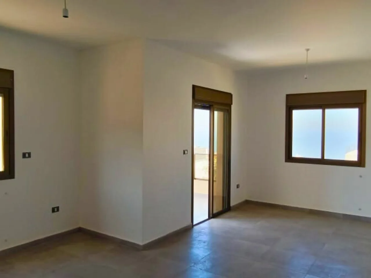 Apartment for Sale in Jebrayel, Lebanon — الصورة 6