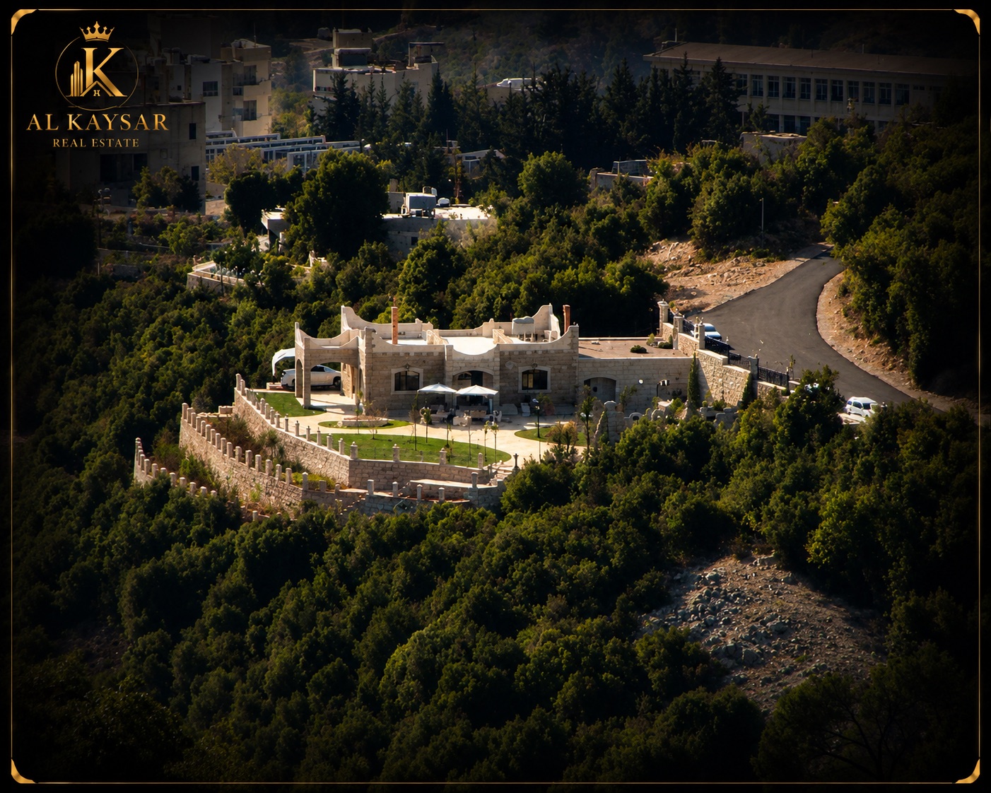 Villa for Sale in Ajaltoun