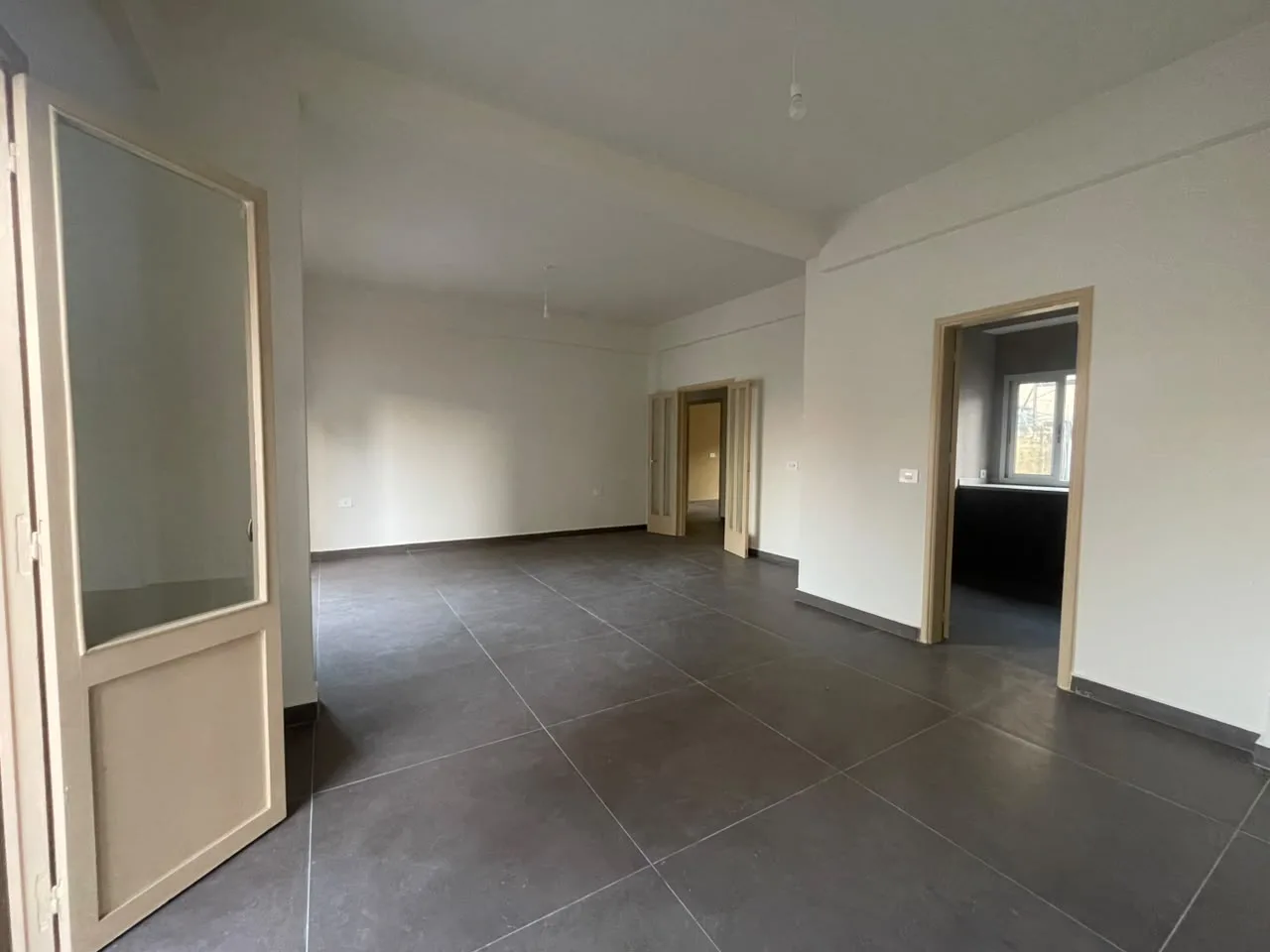 Apartment for Rent in Geitawi — photo 1
