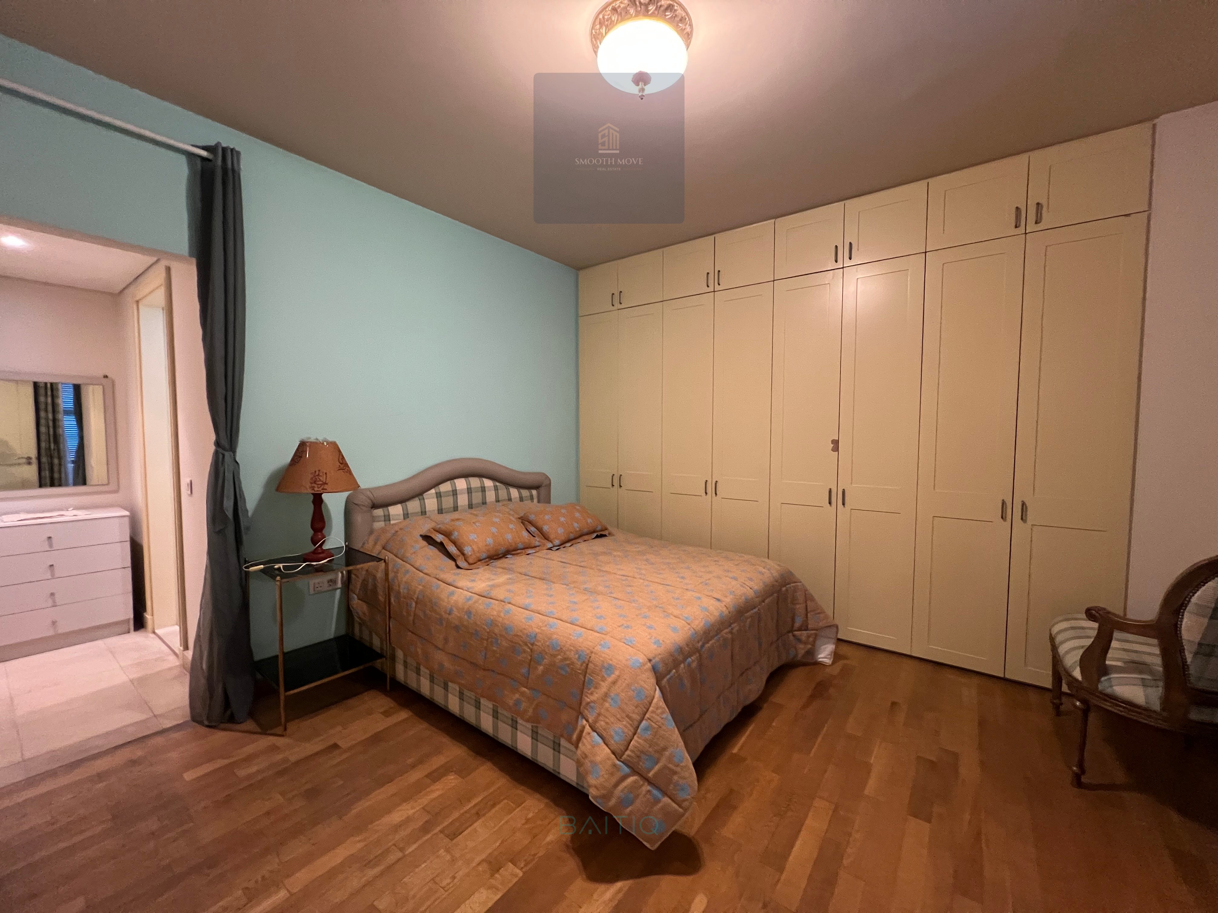 Spacious Classical Three Bedroom Apartment for sale in Saifi Village — الصورة 18