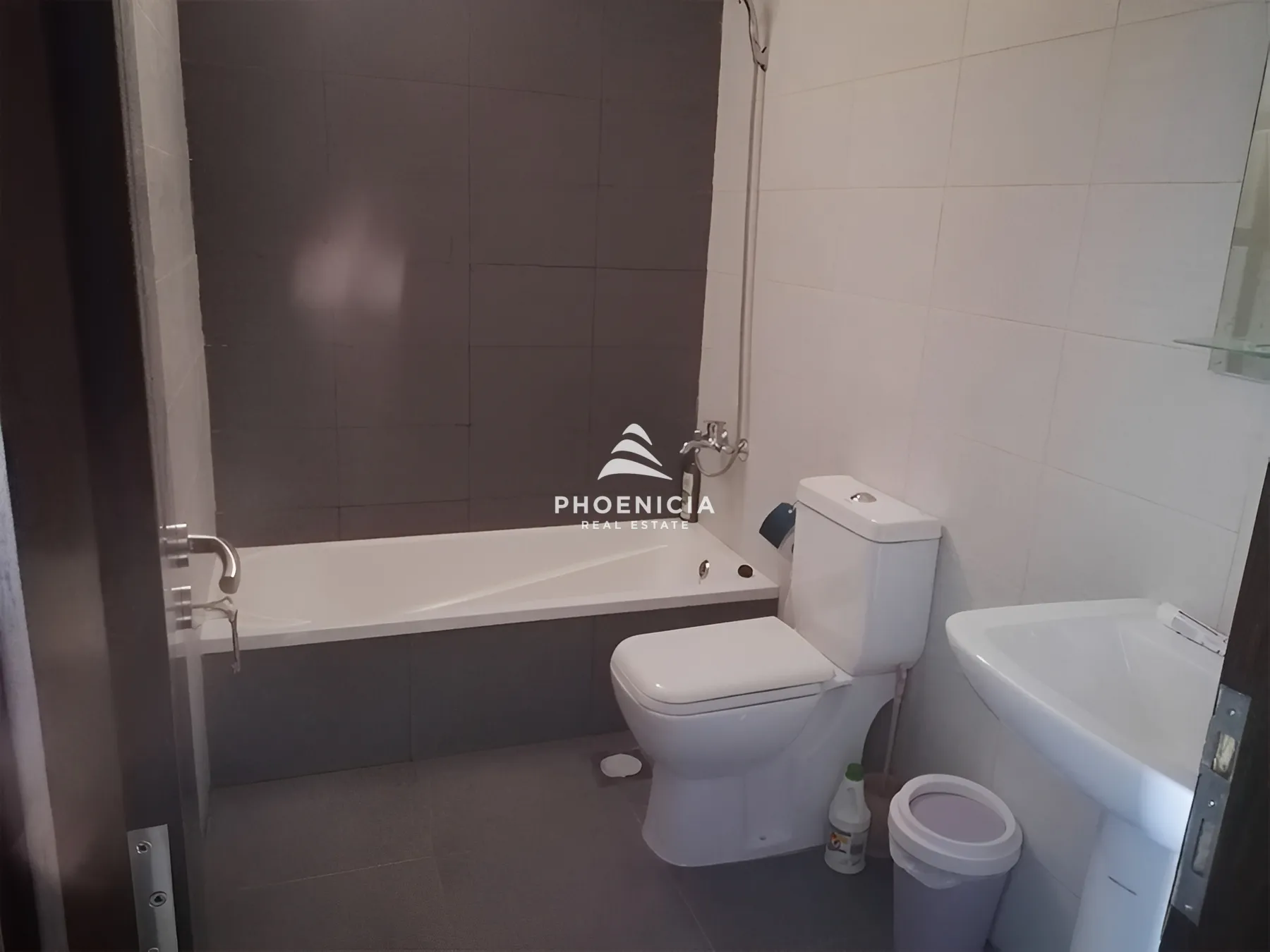 Apartment for Sale in Blat — الصورة 3