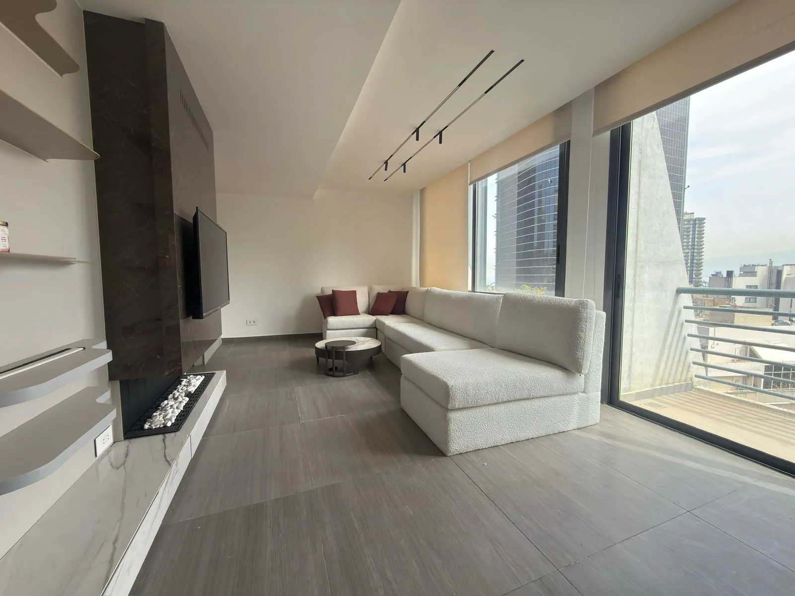 Apartment for sale in Achrafieh, Beirut, Lebanon — الصورة 3
