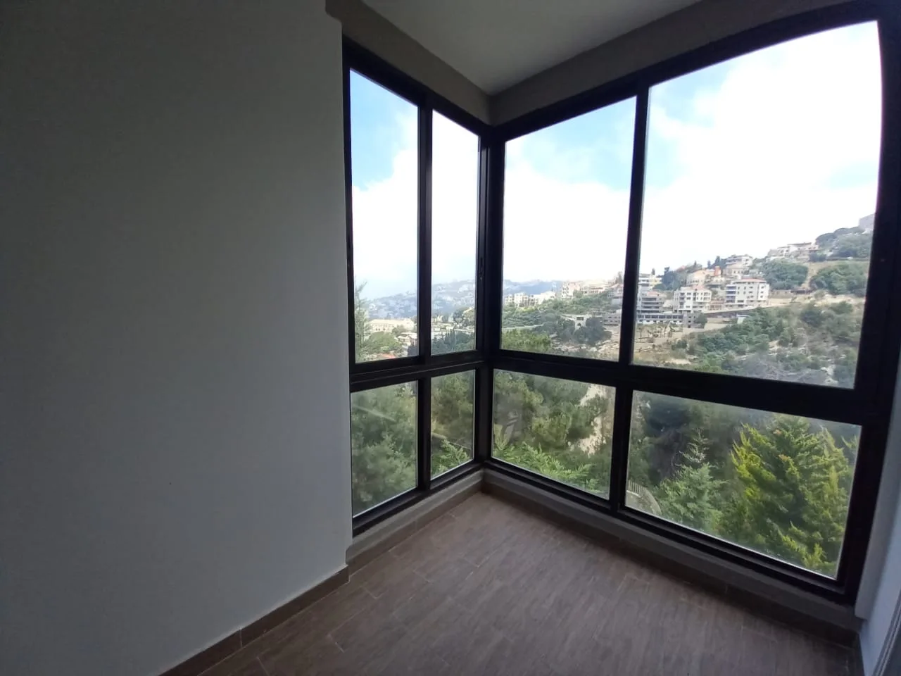 Apartment for Sale in Kfar Hbab, Lebanon — الصورة 3