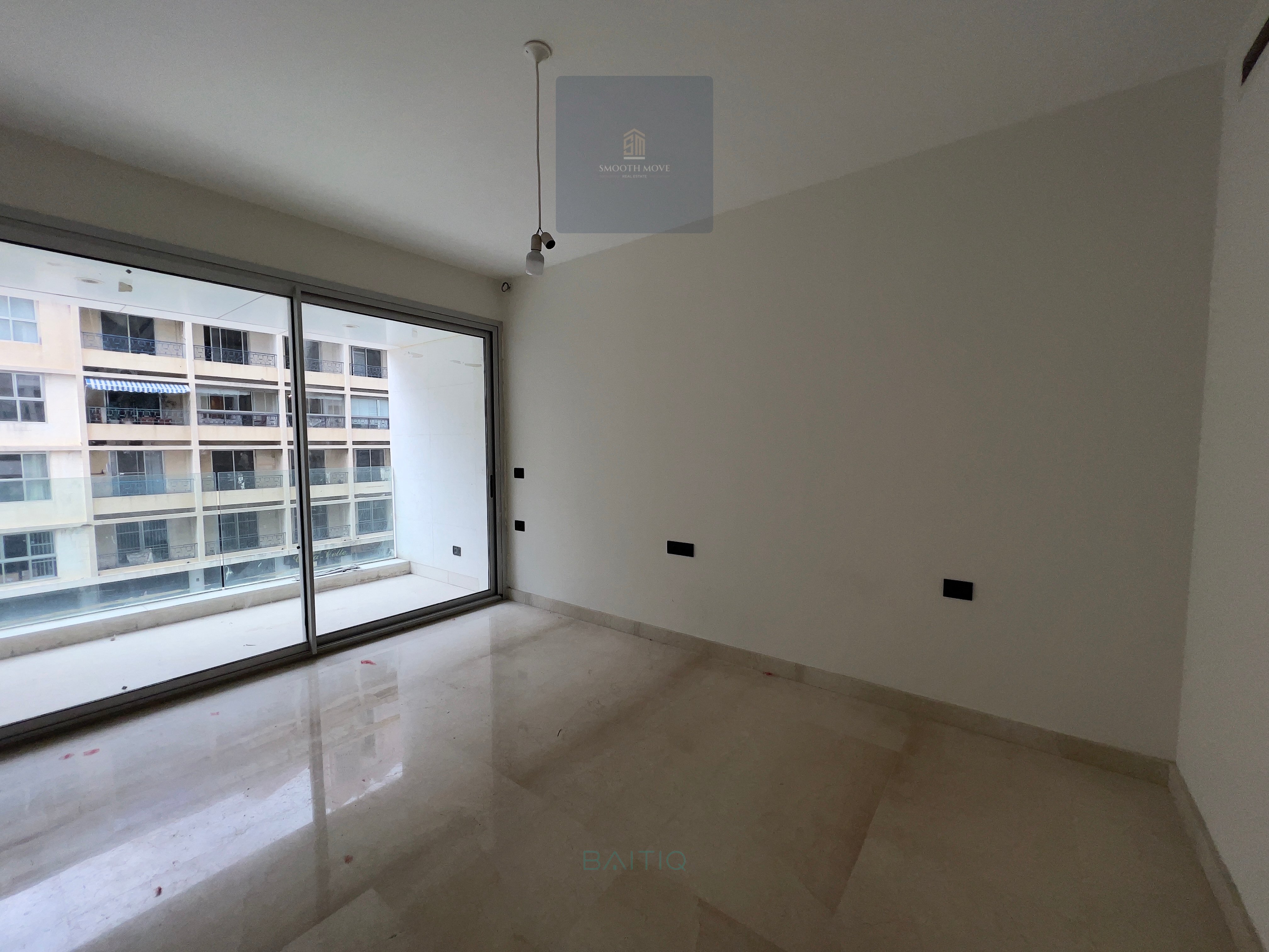 Gorgeous Seaview Apartment for sale in Rawshe — الصورة 3