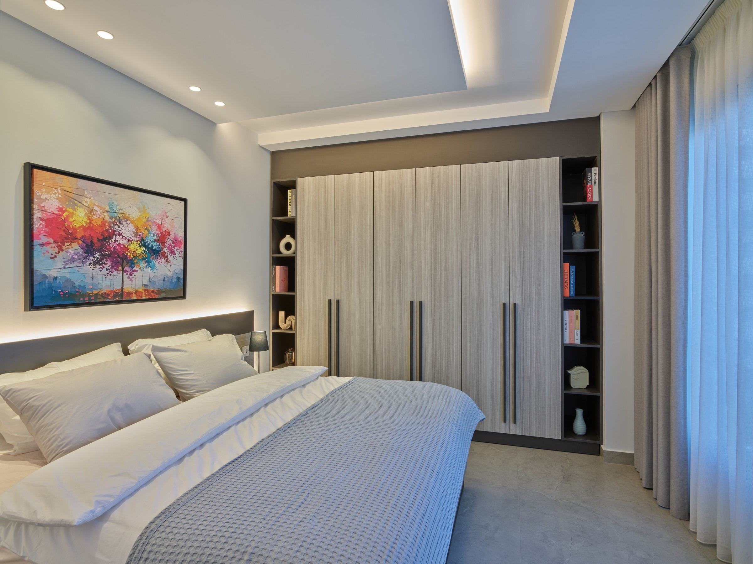 Furnished 1-Bedroom Apartment for Rent in Achrafieh (Apt 204) — الصورة 2