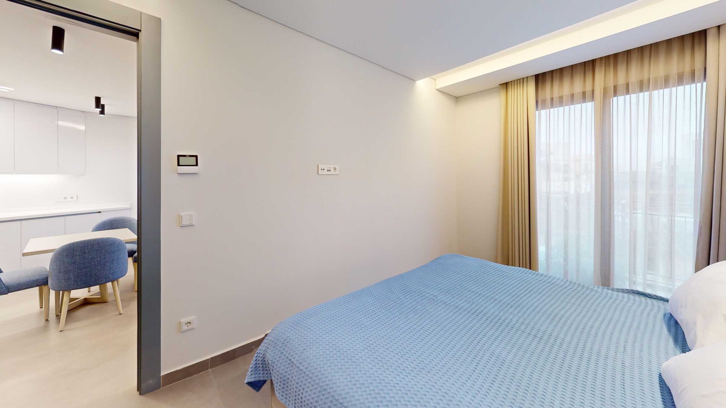 Furnished 1-Bedroom Apartment for Rent in Achrafieh (Apt 303) — الصورة 3
