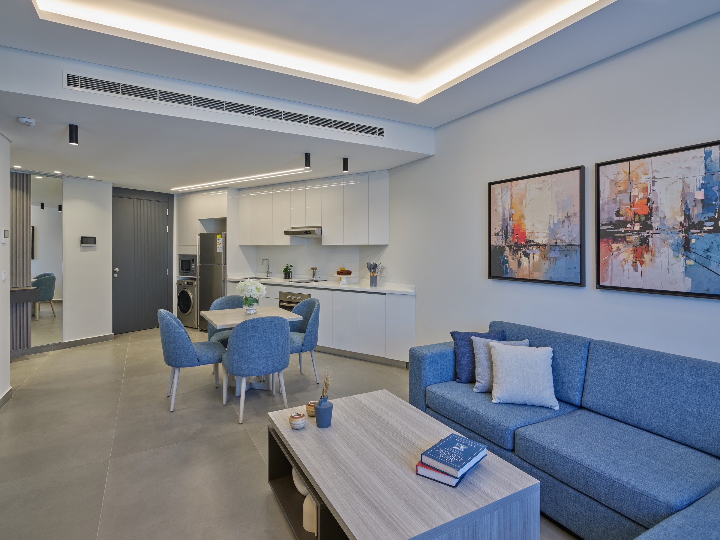 Furnished 1-Bedroom Apartment for Rent in Achrafieh (Apt 703) — الصورة 3
