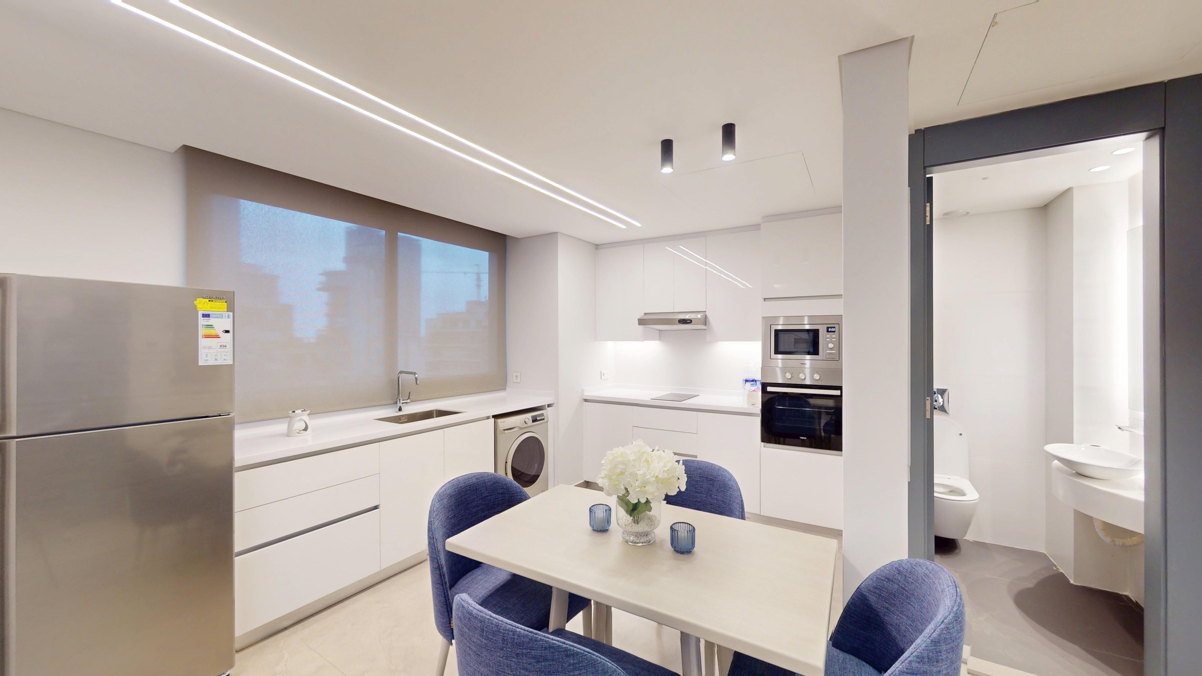 Furnished 2-Bedroom Apartment for Rent in Achrafieh (Apt 1001) — الصورة 3