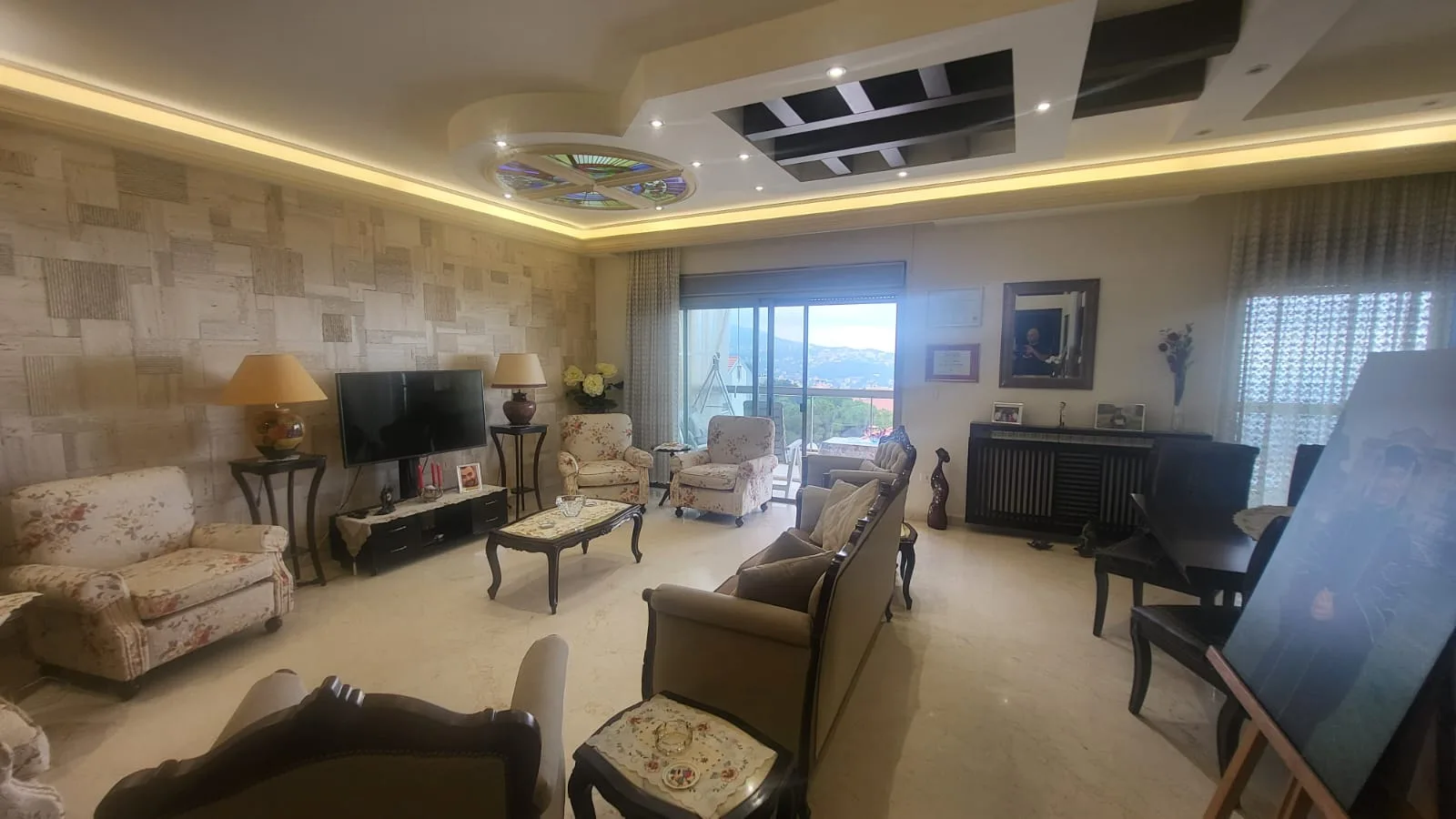 Apartment for Sale in Ballouneh