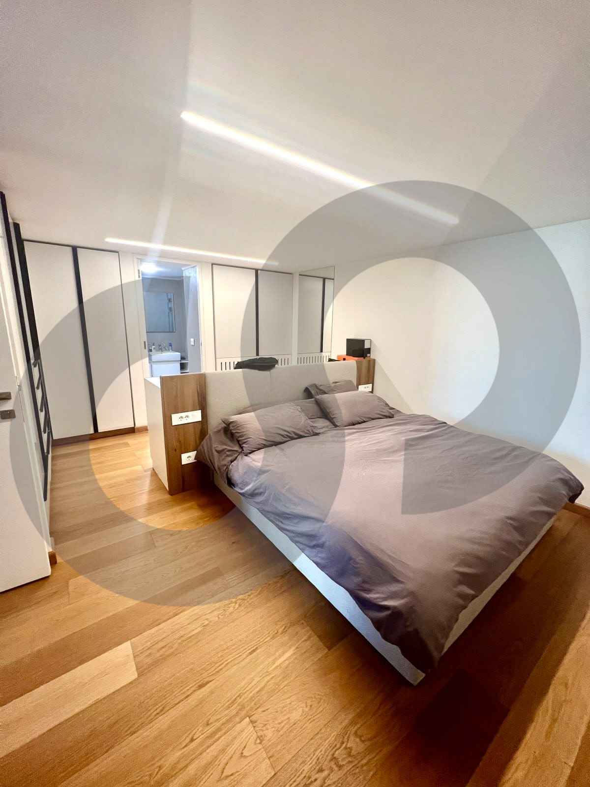Fully Furnished/ 136sqm loft for sale in Achrafieh - Saifi,BEIRUT — الصورة 3