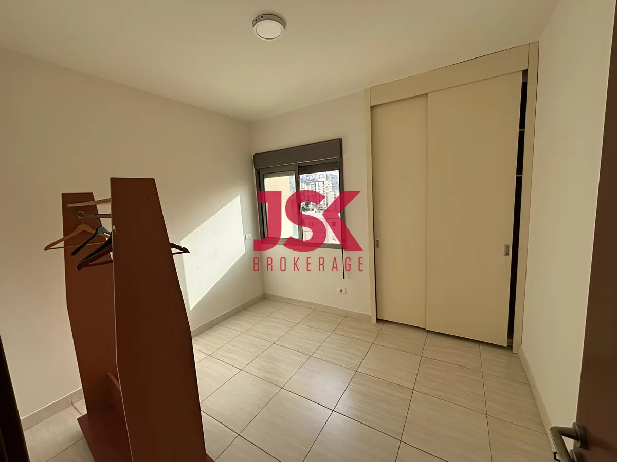 Apartment for Rent in Jdeideh, Lebanon — الصورة 10