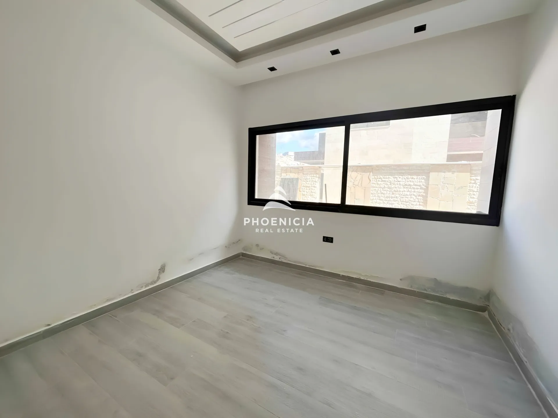 Apartment for Sale in Gharfine — الصورة 3