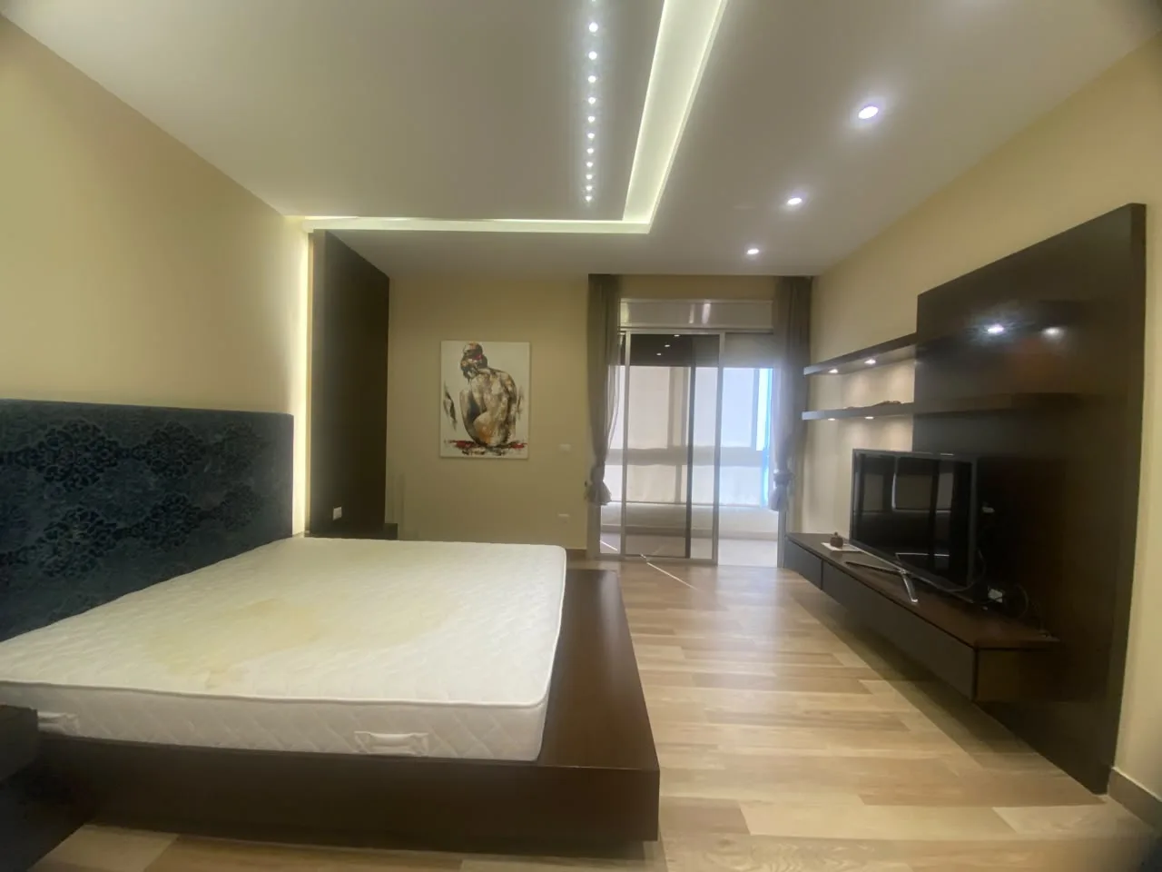 Apartment for Rent in Raoucheh — الصورة 10