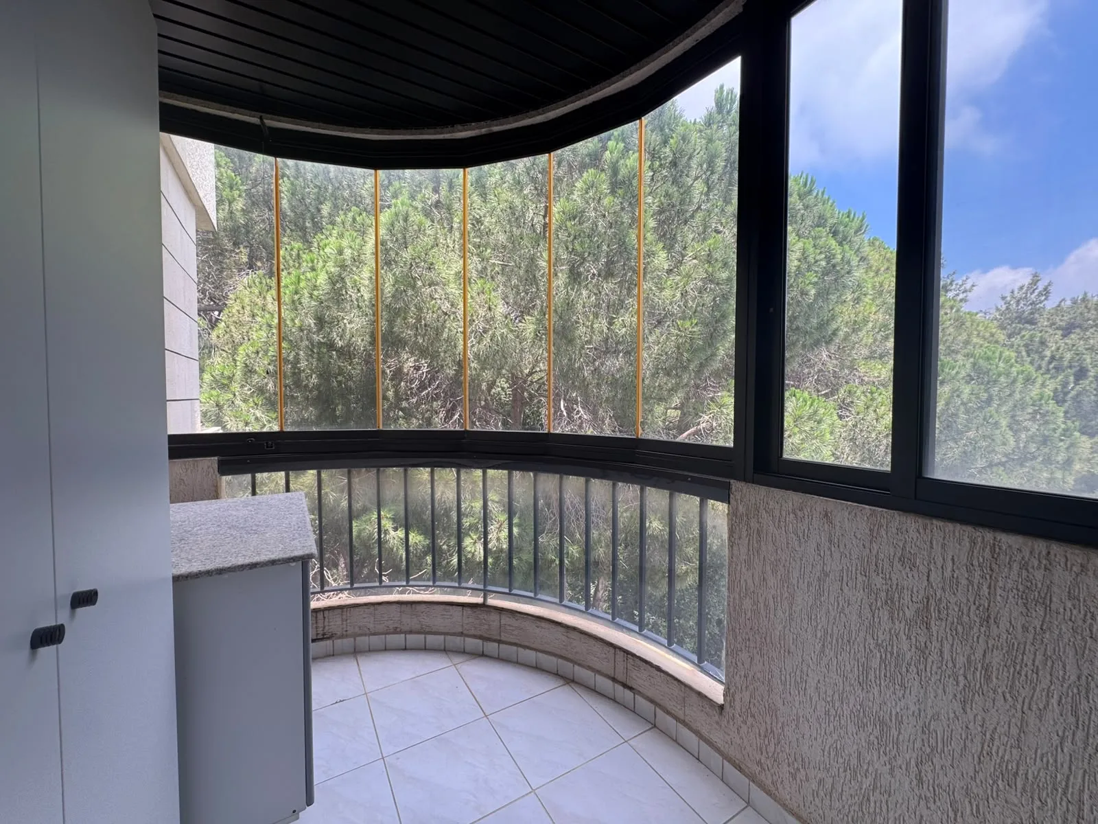 Apartment for Sale in Broummana — الصورة 6
