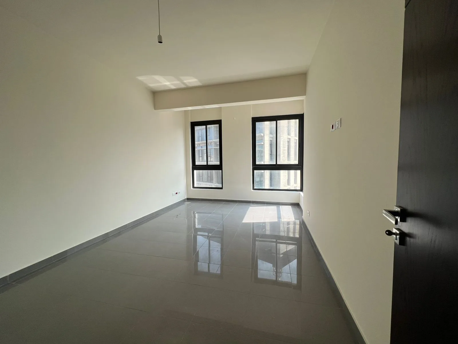 Office for rent in Adliyeh — الصورة 2