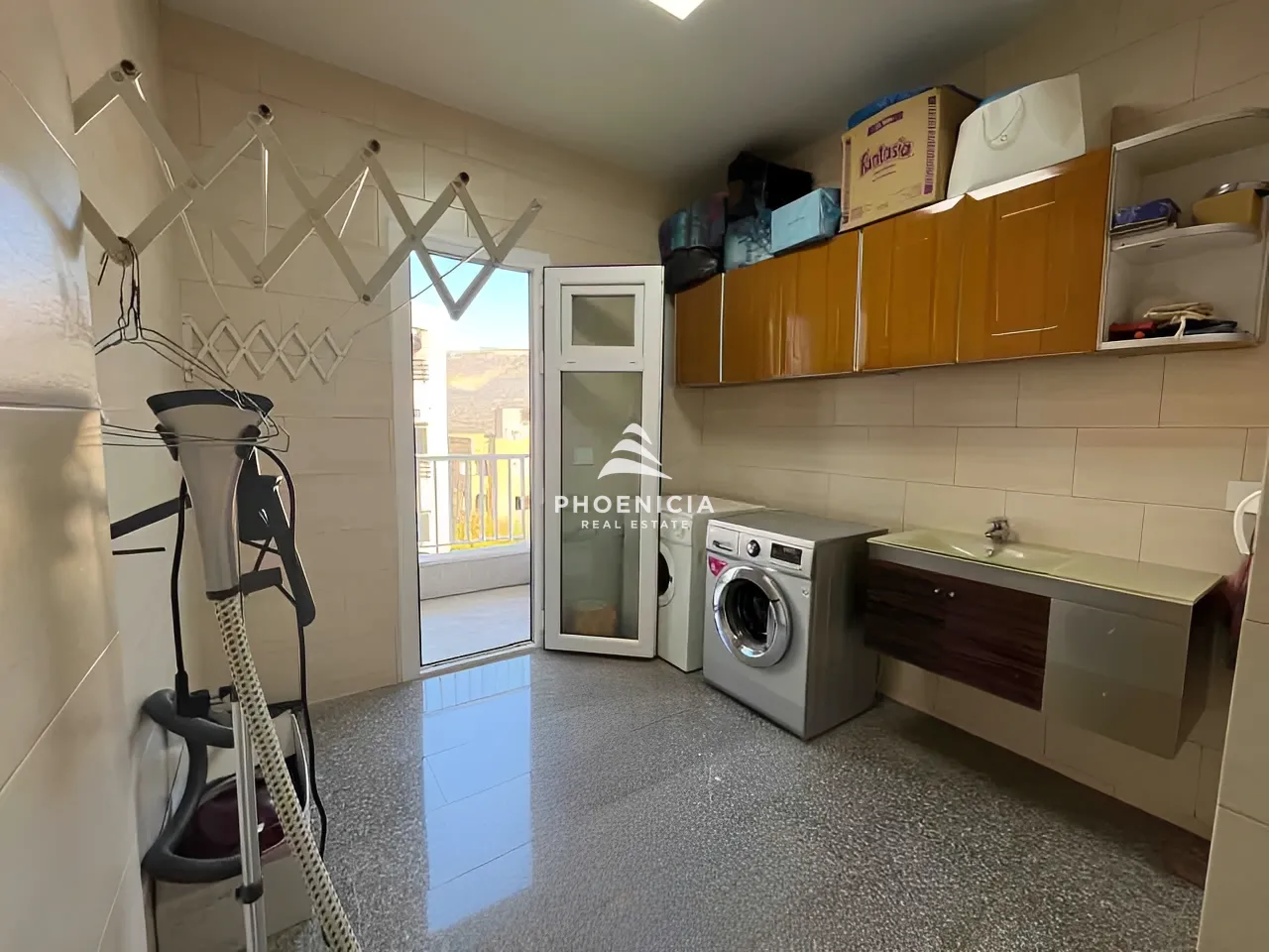 House for sale in Kfardebian — الصورة 8