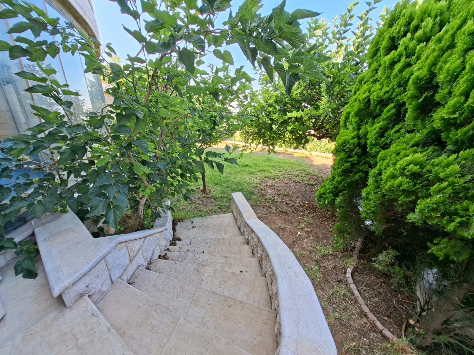 Villa for Sale in Nahr Ibrahim — الصورة 5