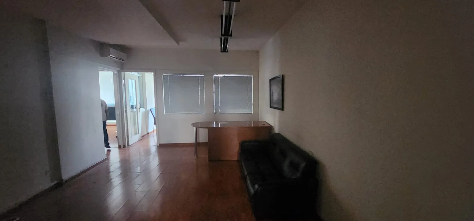 Office for rent in Jisr El Bacha — الصورة 5