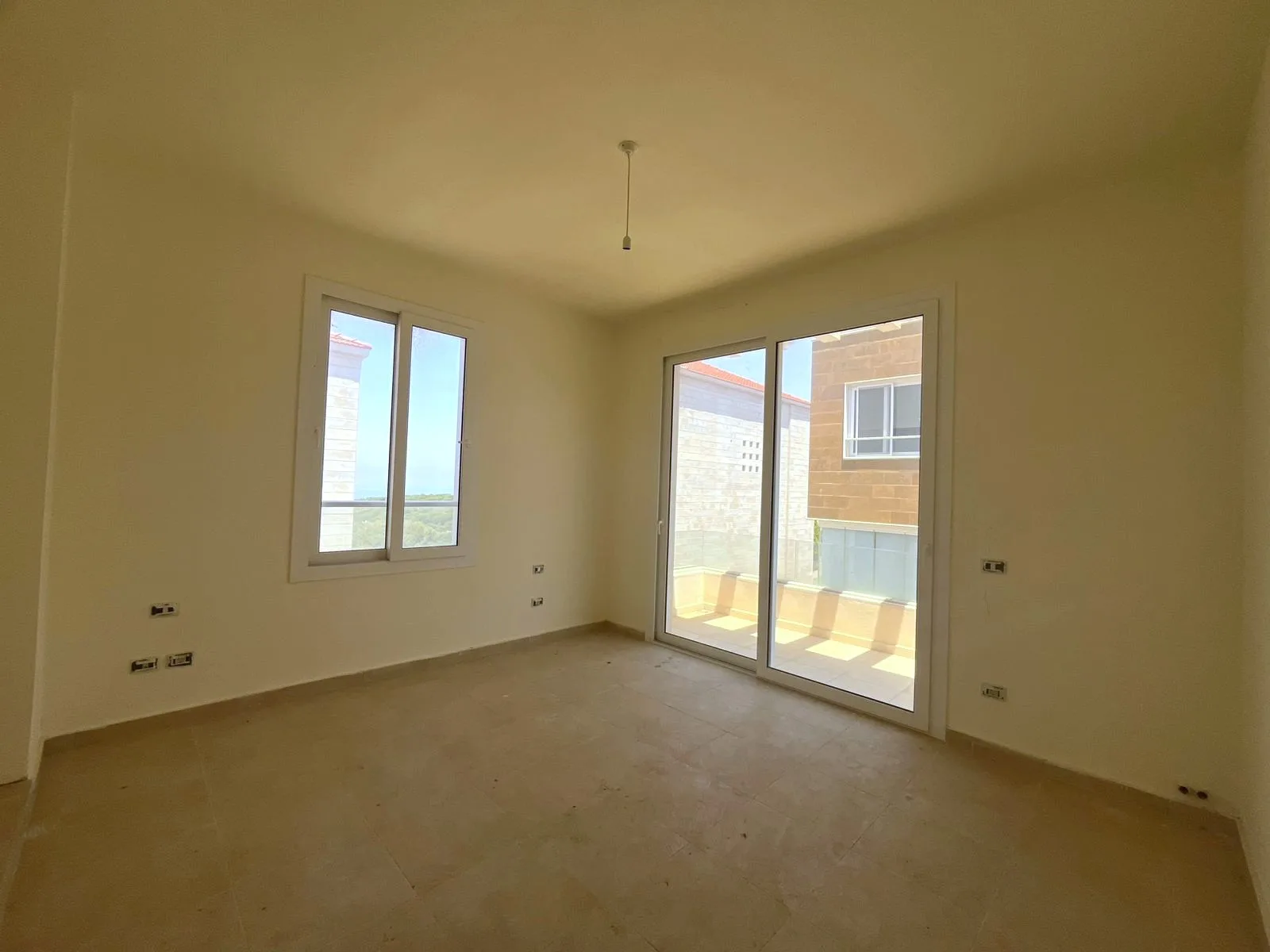 Villa for Sale in Koura — الصورة 9