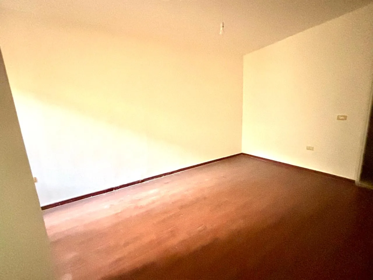 Apartment for Sale in Forn El Chebbak, Lebanon — الصورة 6
