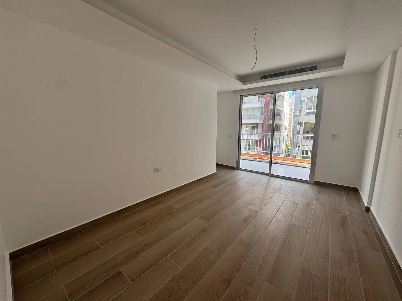 Apartment for Sale in Ras Beirut — الصورة 4