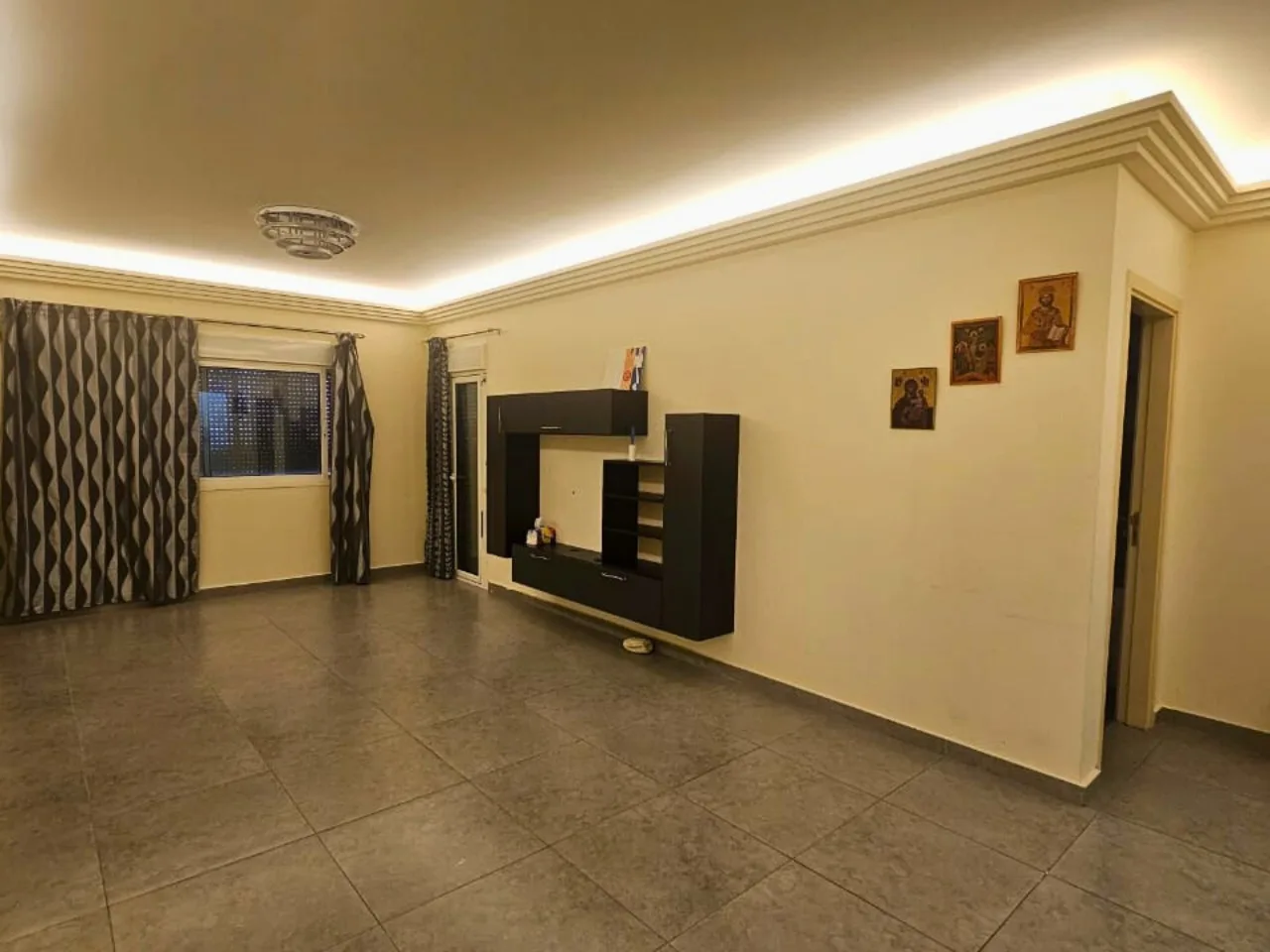 Apartment for Rent in Gharfine, Lebanon
