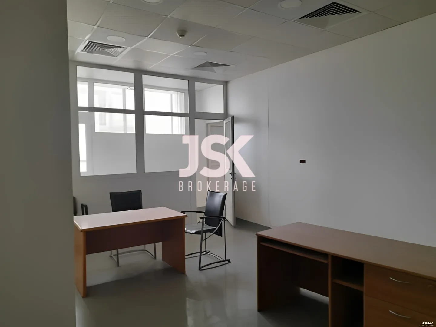 Commercial Building for sale in Mkalles, Lebanon — الصورة 2