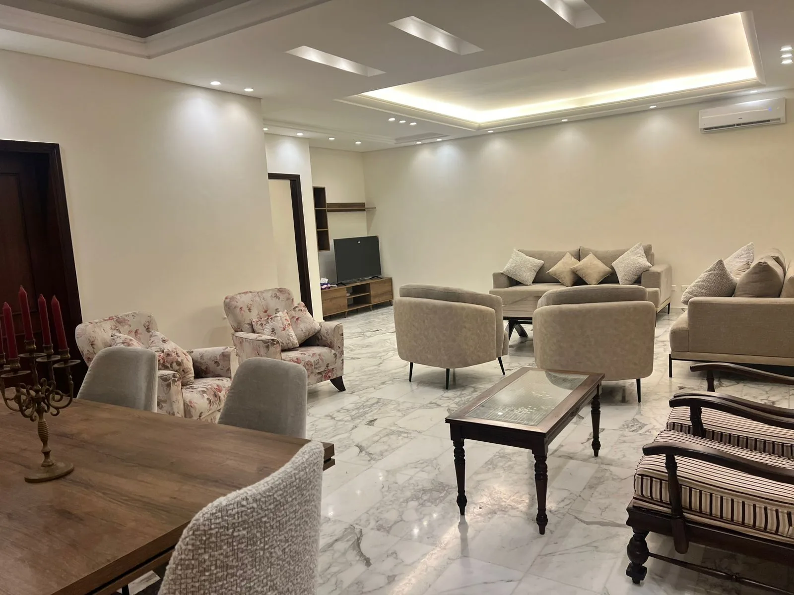 Apartment for Rent in Bsalim, Lebanon — الصورة 6