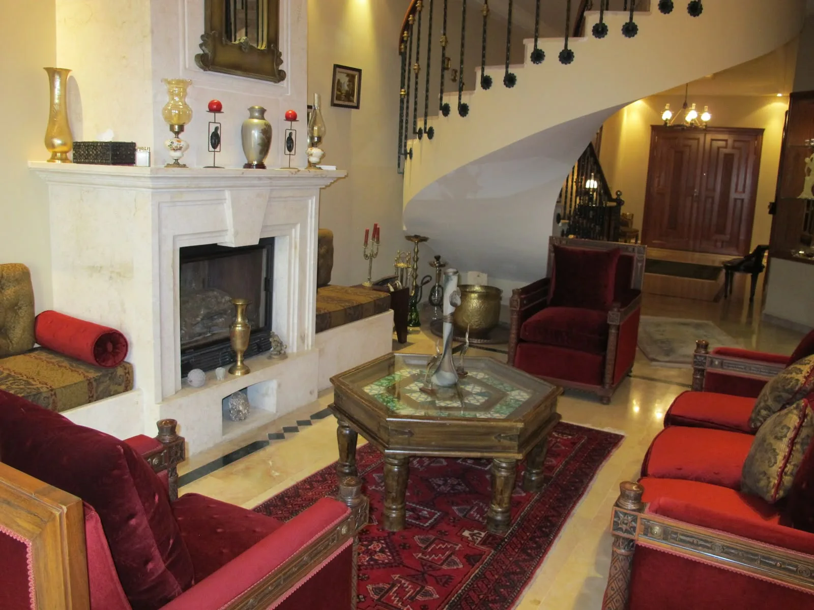 Villa for Sale in Aamchit, Lebanon — الصورة 8