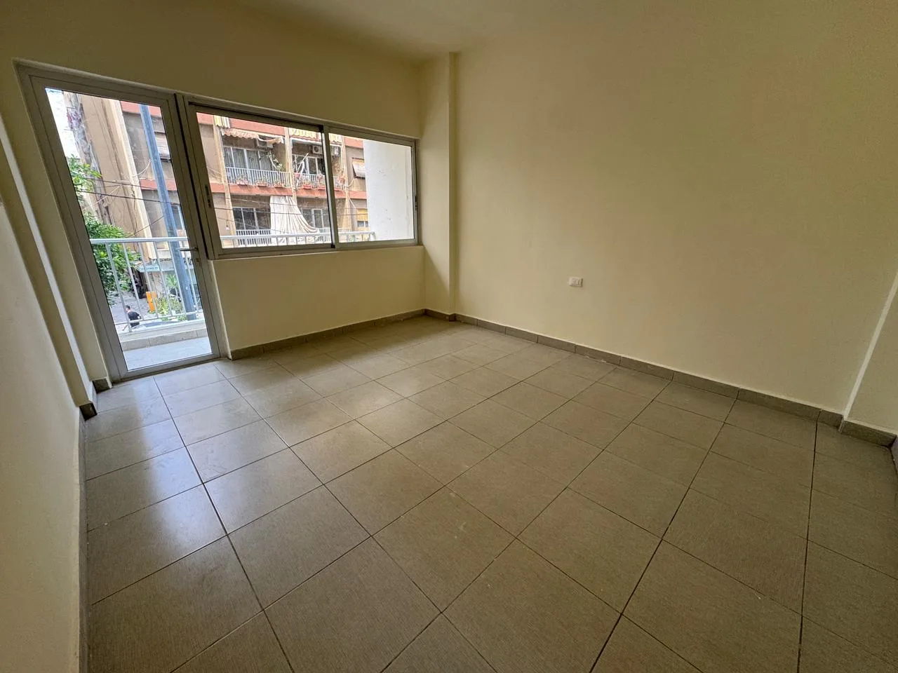 Apartment for sale in Ras Beirut, Beirut, Lebanon — الصورة 7